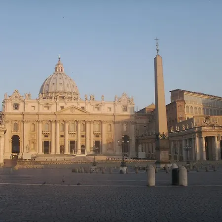 Beautiful St. Peter Apartment